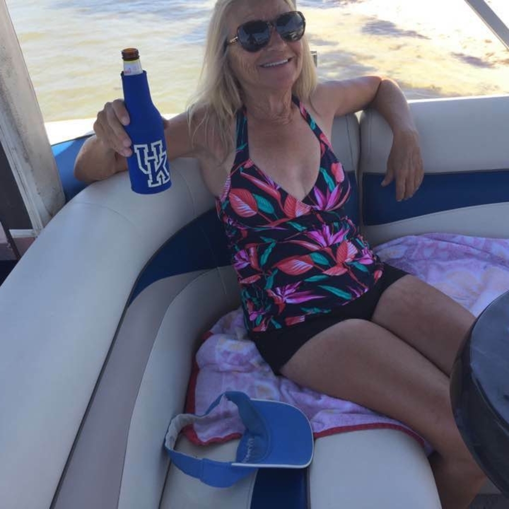 Meet your Posher, Christine